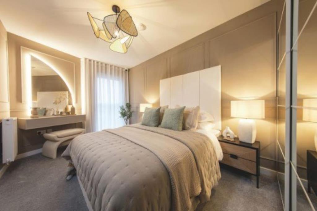 Kings Cross Walking Distance Luxury Private Garden House Apartament *